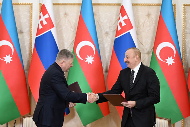 azerbaycan-slovakiya-senedleri-imzalanib-yenilenib-foto